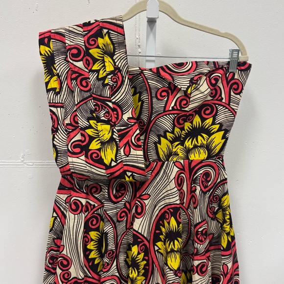 Floral One-Shoulder Dress - Picture 7 of 14